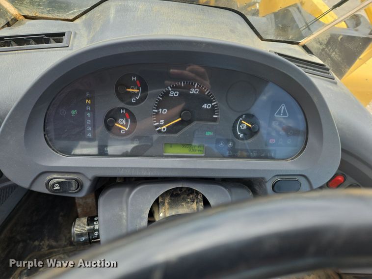 image for item LG9008 2012 Komatsu WA320-6 wheel loader