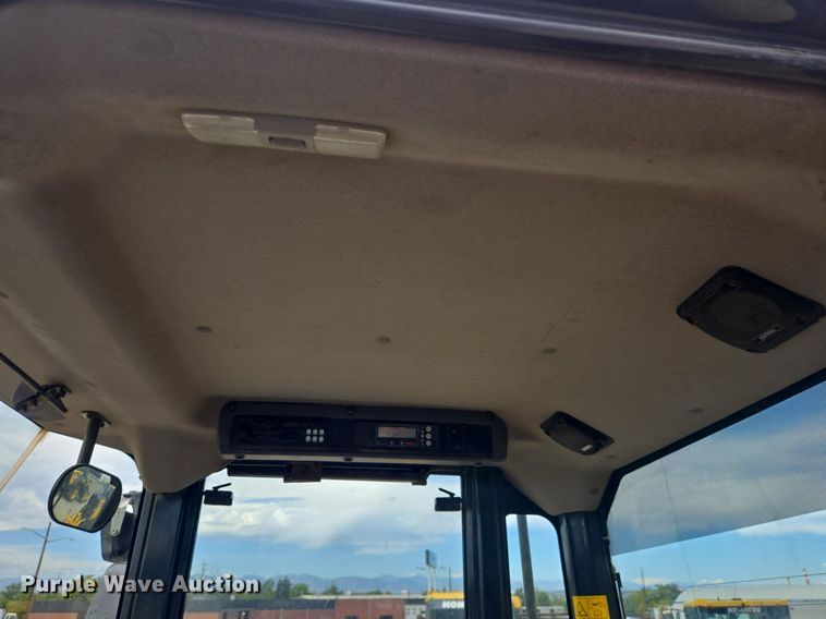 image for item LG9008 2012 Komatsu WA320-6 wheel loader