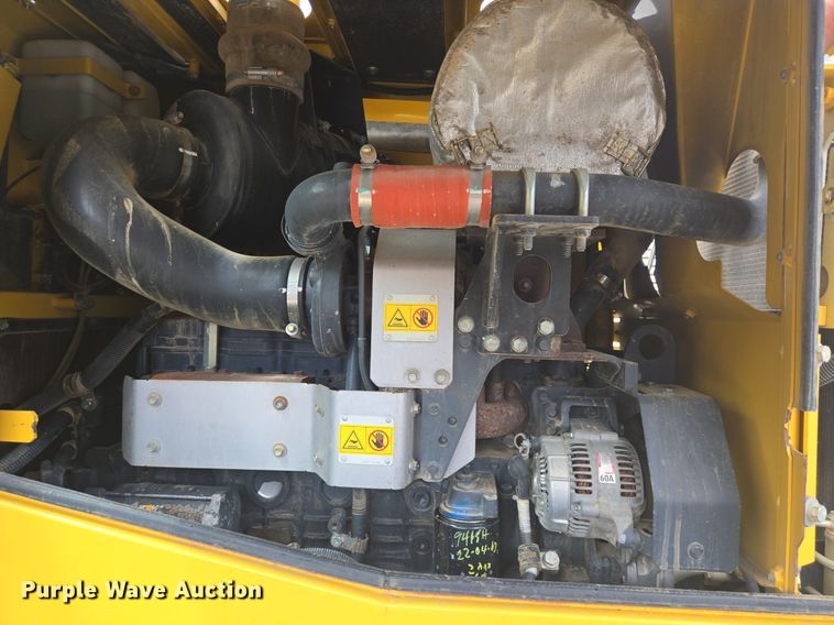 image for item LG9008 2012 Komatsu WA320-6 wheel loader