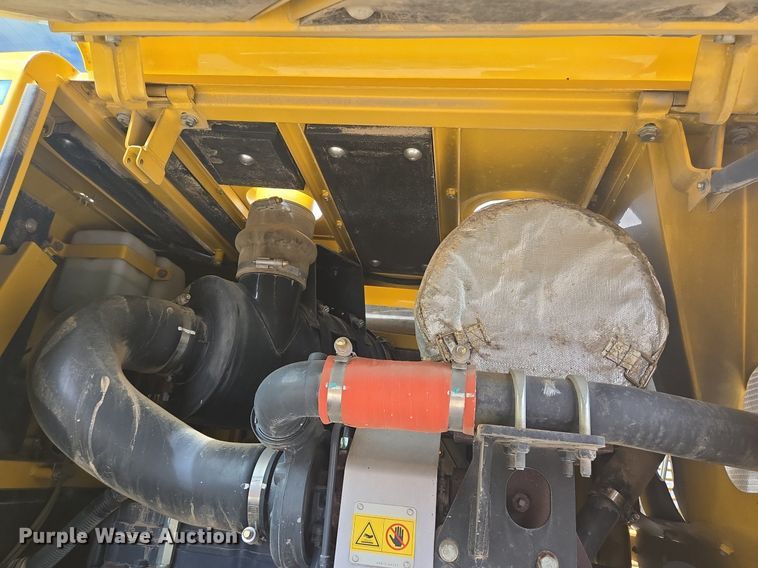 image for item LG9008 2012 Komatsu WA320-6 wheel loader