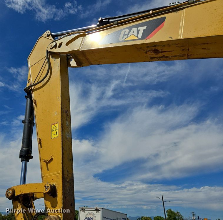 image for item LG9009 2013 Caterpillar  349EL excavator