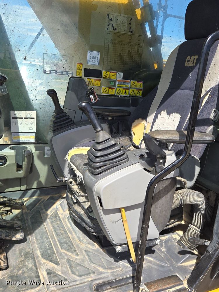 image for item LG9009 2013 Caterpillar  349EL excavator