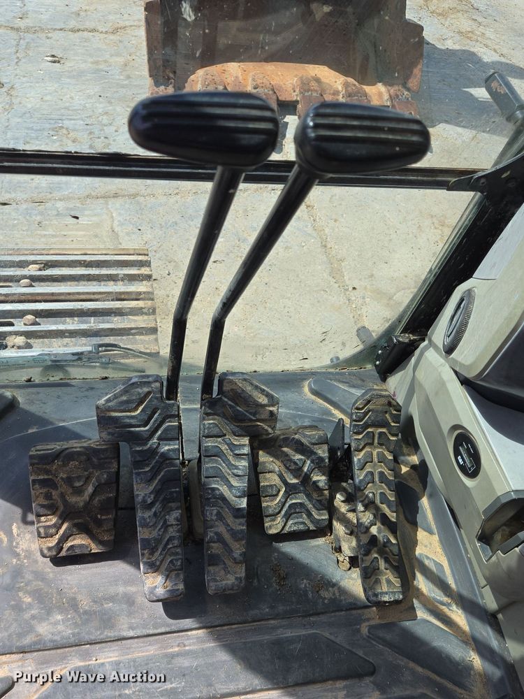 image for item LG9009 2013 Caterpillar  349EL excavator