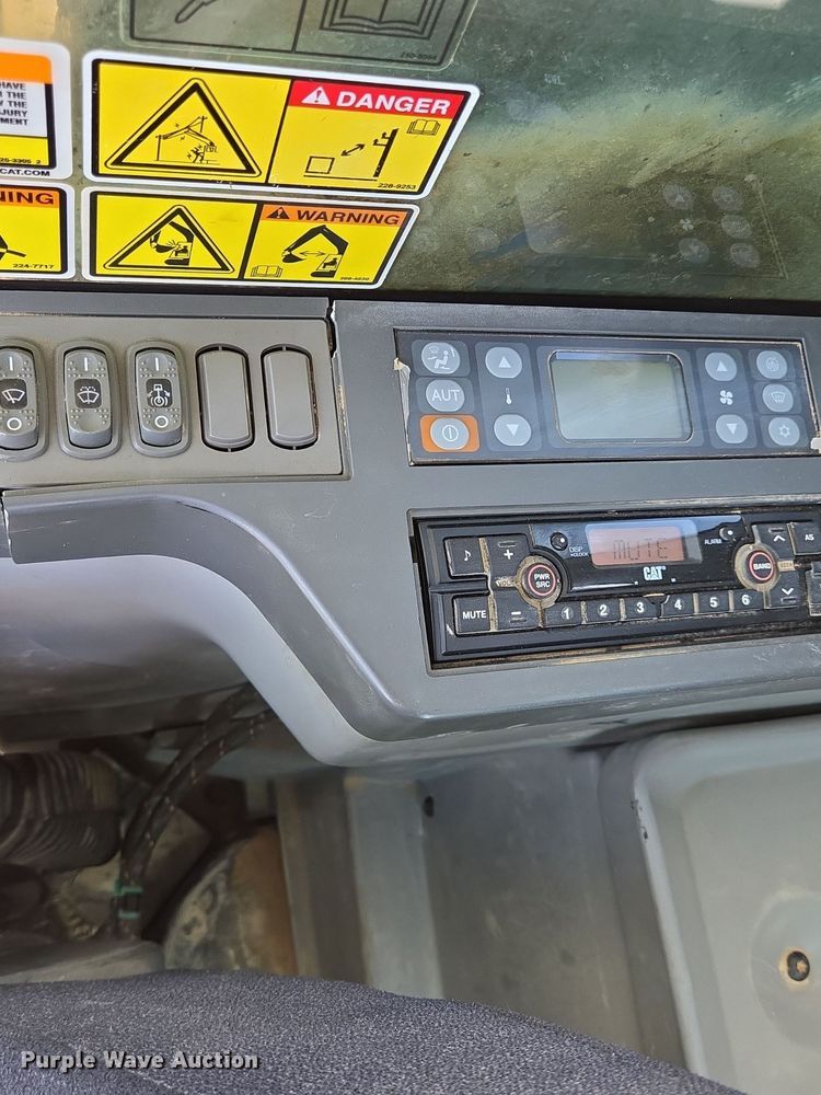 image for item LG9009 2013 Caterpillar  349EL excavator