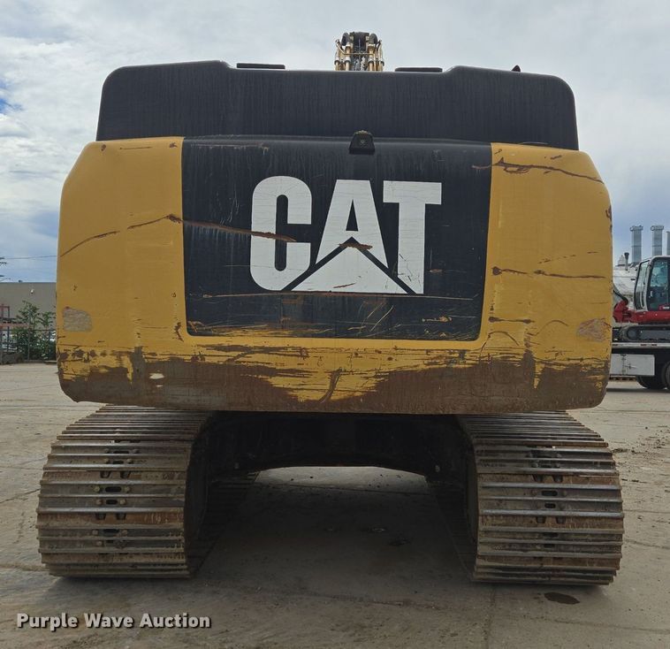 image for item LG9011 2015 Caterpillar 349FL excavator