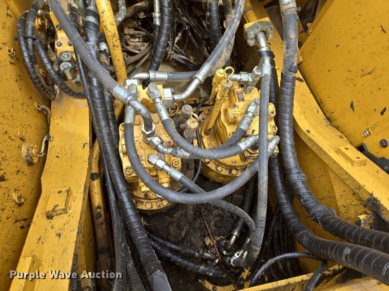 image for item LG9011 2015 Caterpillar 349FL excavator