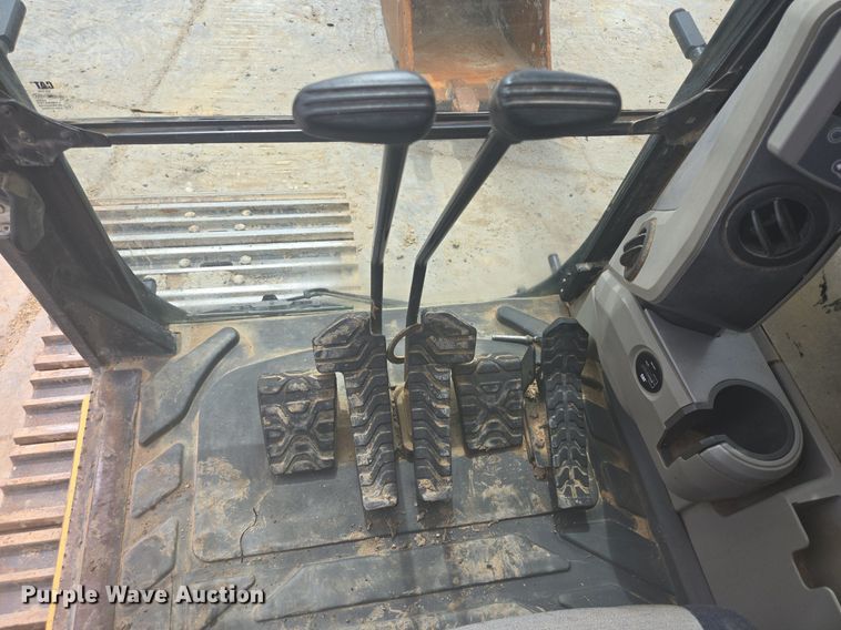 image for item LG9011 2015 Caterpillar 349FL excavator