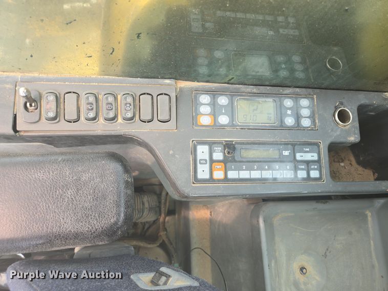 image for item LG9011 2015 Caterpillar 349FL excavator