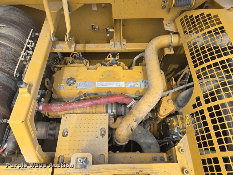 image for item LG9011 2015 Caterpillar 349FL excavator