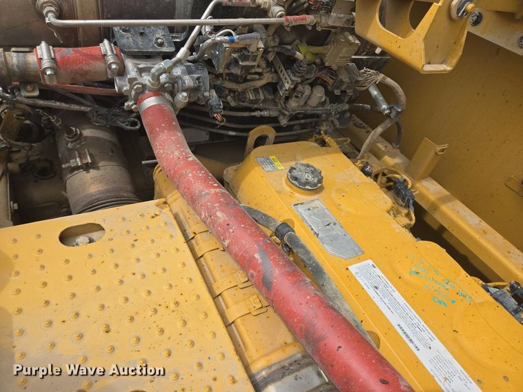 image for item LG9011 2015 Caterpillar 349FL excavator