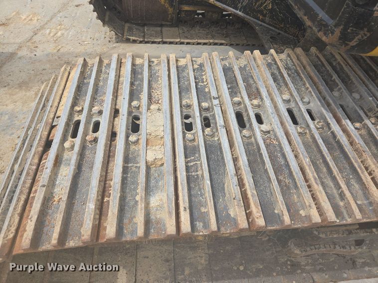 image for item LG9011 2015 Caterpillar 349FL excavator