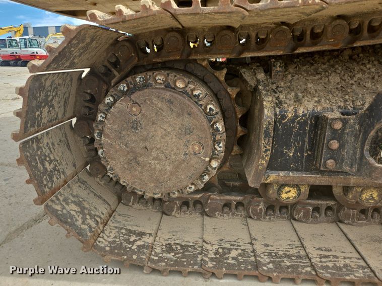 image for item LG9011 2015 Caterpillar 349FL excavator