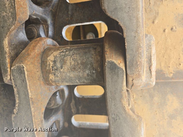 image for item LG9011 2015 Caterpillar 349FL excavator