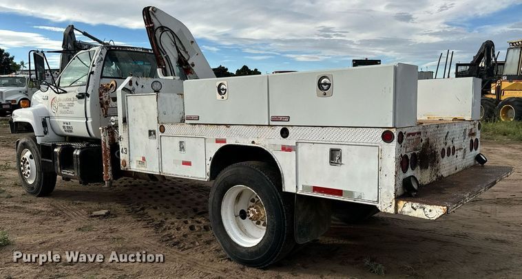 image for item LG9013 1991 GMC TopKick C6500 crane truck
