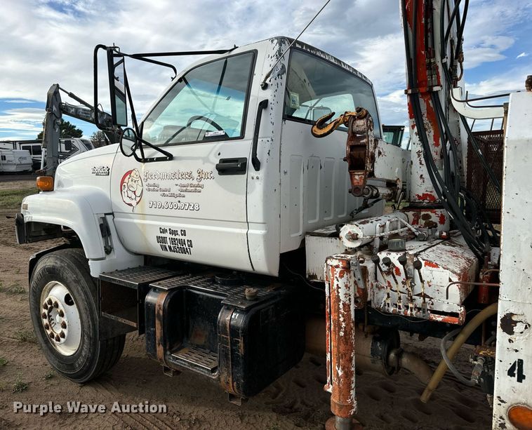 image for item LG9013 1991 GMC TopKick C6500 crane truck