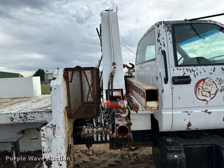 image for item LG9013 1991 GMC TopKick C6500 crane truck