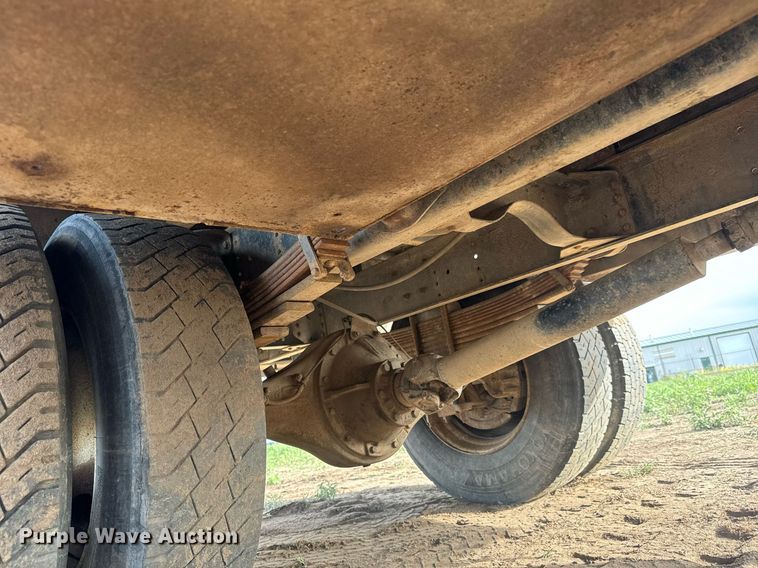 image for item LG9013 1991 GMC TopKick C6500 crane truck