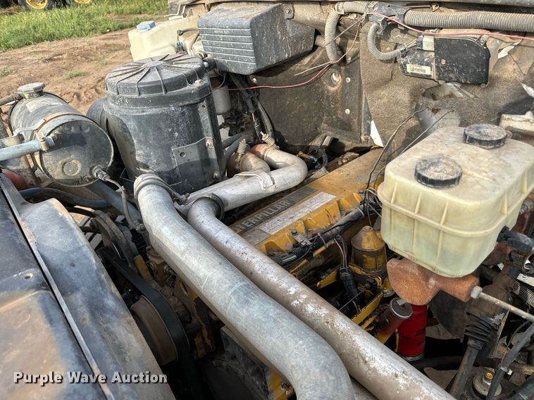 image for item LG9013 1991 GMC TopKick C6500 crane truck