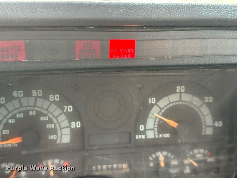 image for item LG9013 1991 GMC TopKick C6500 crane truck