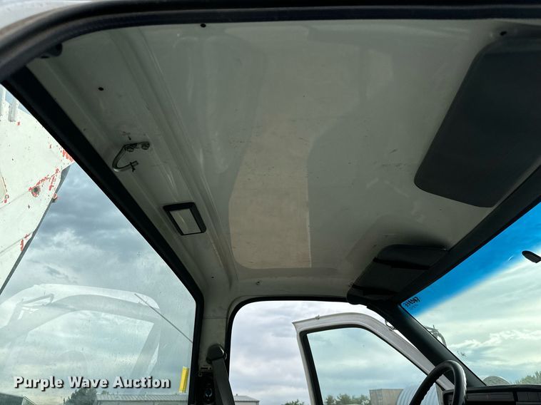 image for item LG9013 1991 GMC TopKick C6500 crane truck