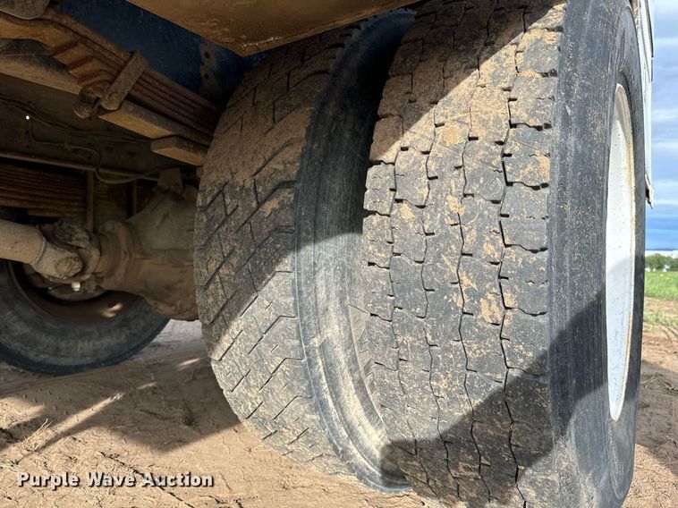 image for item LG9013 1991 GMC TopKick C6500 crane truck