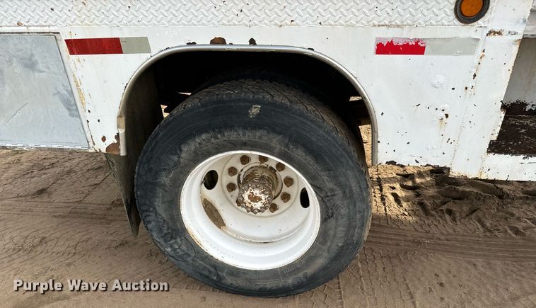 image for item LG9013 1991 GMC TopKick C6500 crane truck