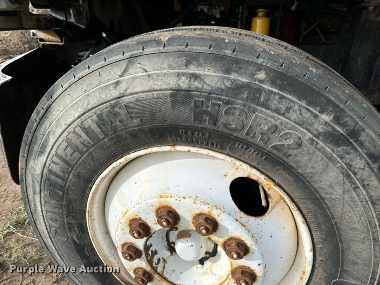 image for item LG9013 1991 GMC TopKick C6500 crane truck