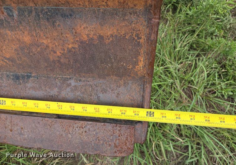 image for item LG9014 2001 Caterpillar 574 forwarder