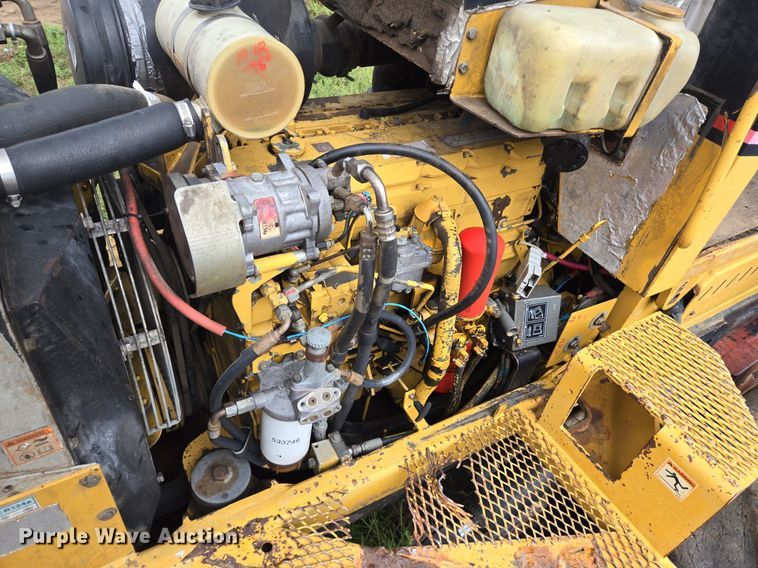 image for item LG9014 2001 Caterpillar 574 forwarder
