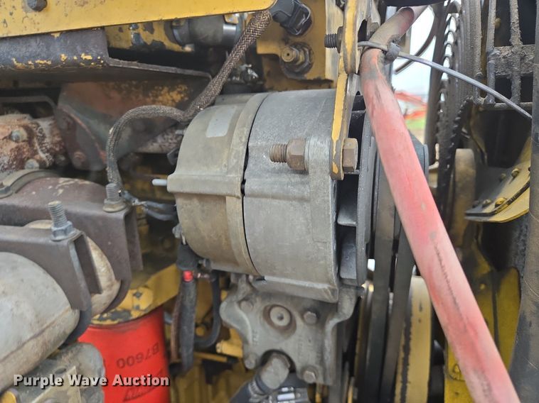 image for item LG9014 2001 Caterpillar 574 forwarder