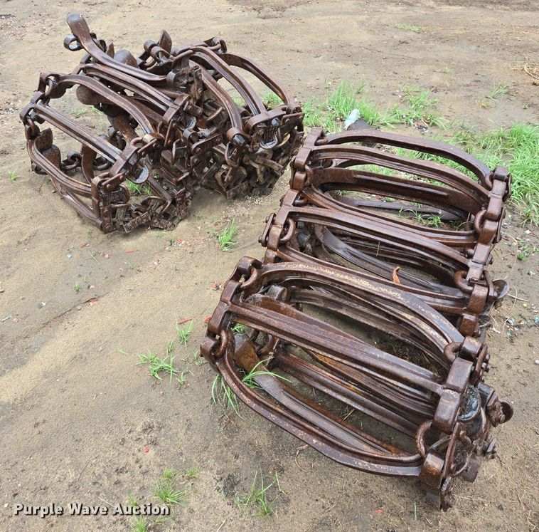 image for item LG9014 2001 Caterpillar 574 forwarder