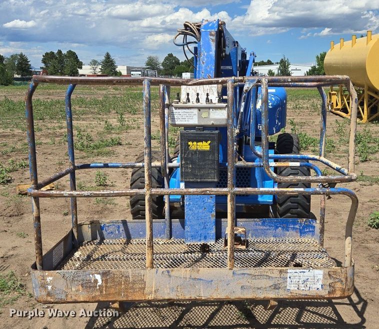 image for item LG9021 UpRight AB46RT boom lift