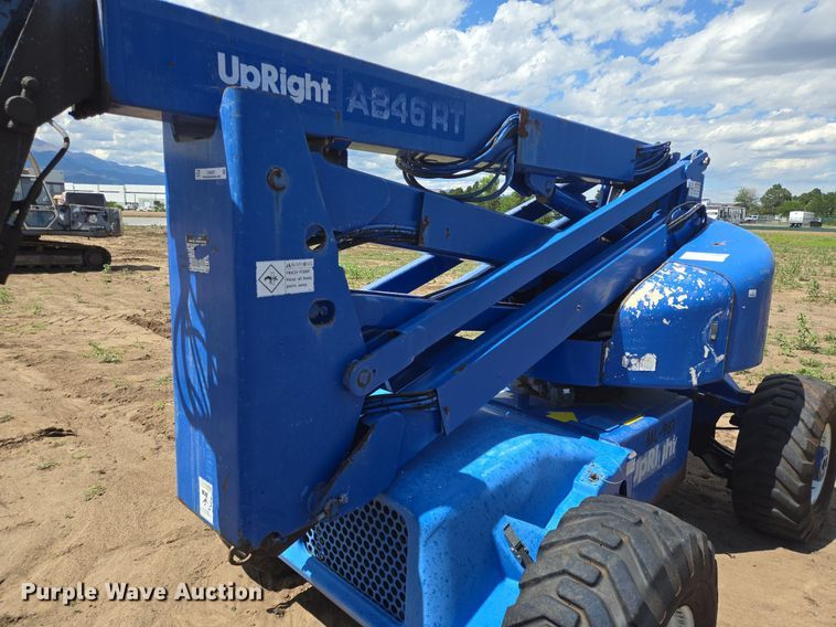 image for item LG9021 UpRight AB46RT boom lift
