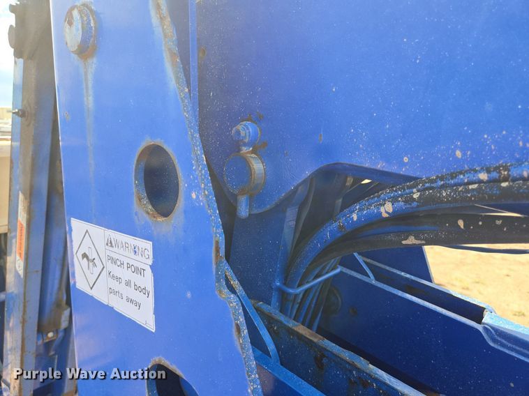 image for item LG9021 UpRight AB46RT boom lift