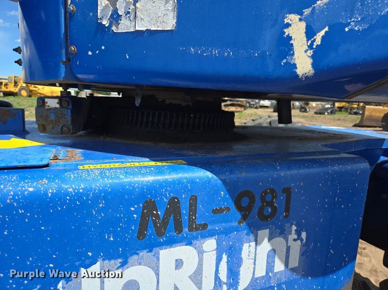 image for item LG9021 UpRight AB46RT boom lift