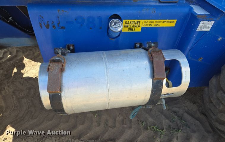 image for item LG9021 UpRight AB46RT boom lift