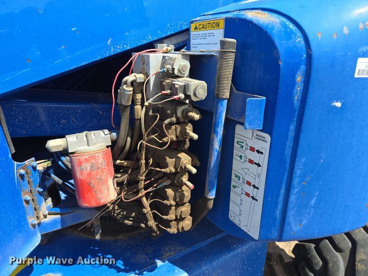 image for item LG9021 UpRight AB46RT boom lift