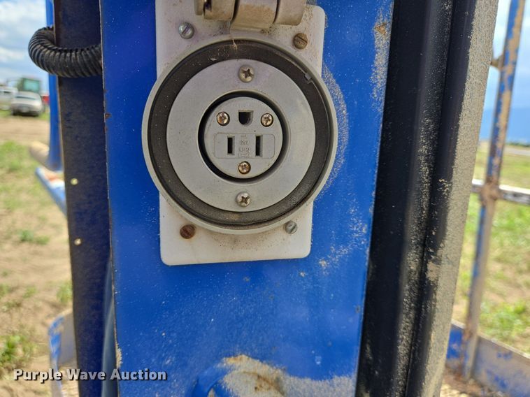 image for item LG9021 UpRight AB46RT boom lift