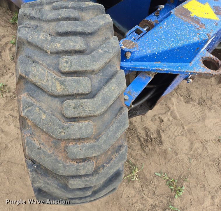 image for item LG9021 UpRight AB46RT boom lift