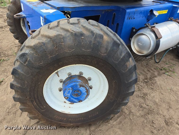 image for item LG9021 UpRight AB46RT boom lift