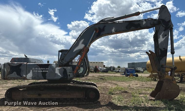 image for item LG9024 1997 Hitachi EX300LC-30 excavator