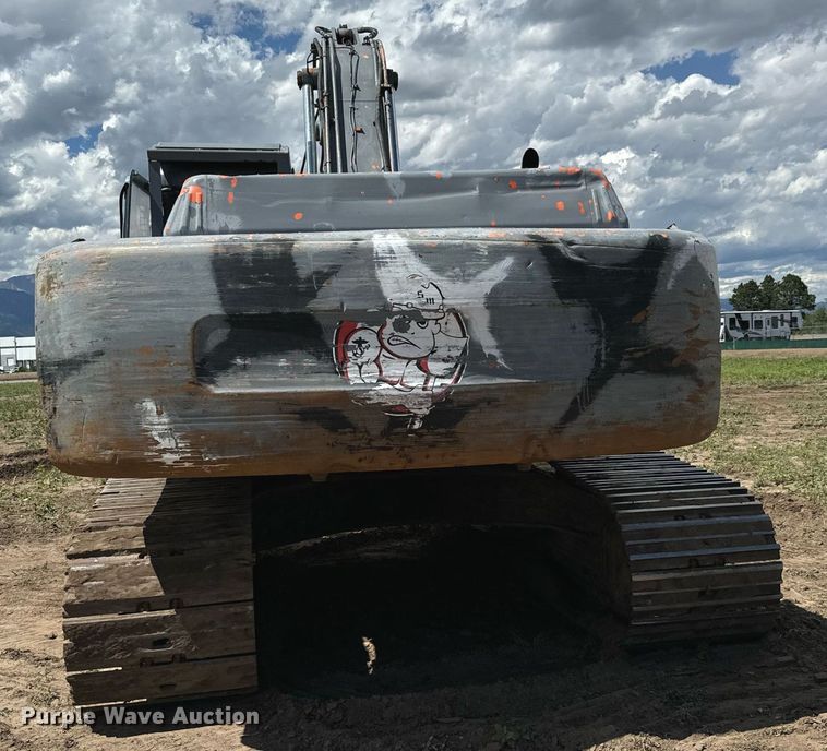 image for item LG9024 1997 Hitachi EX300LC-30 excavator