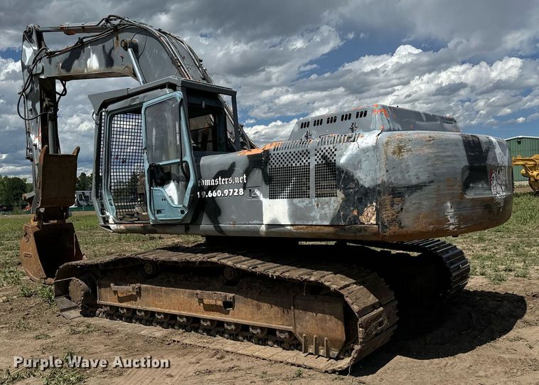 image for item LG9024 1997 Hitachi EX300LC-30 excavator