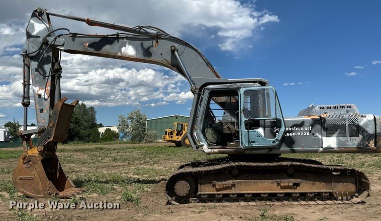 image for item LG9024 1997 Hitachi EX300LC-30 excavator