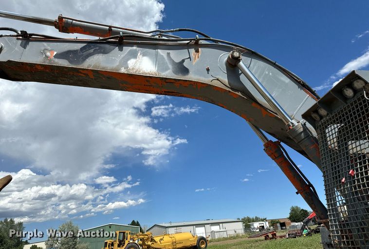 image for item LG9024 1997 Hitachi EX300LC-30 excavator