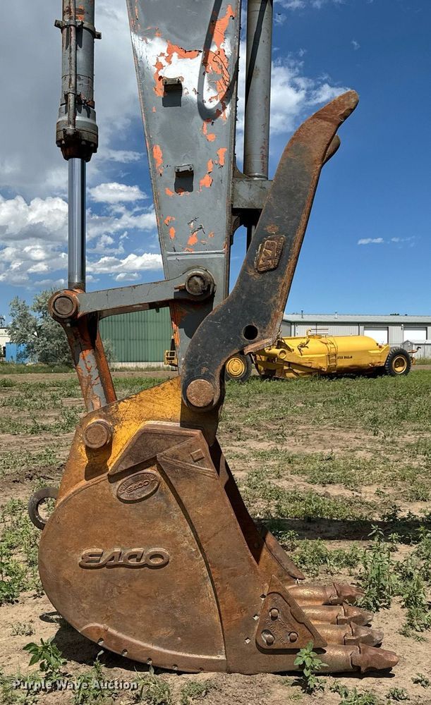 image for item LG9024 1997 Hitachi EX300LC-30 excavator