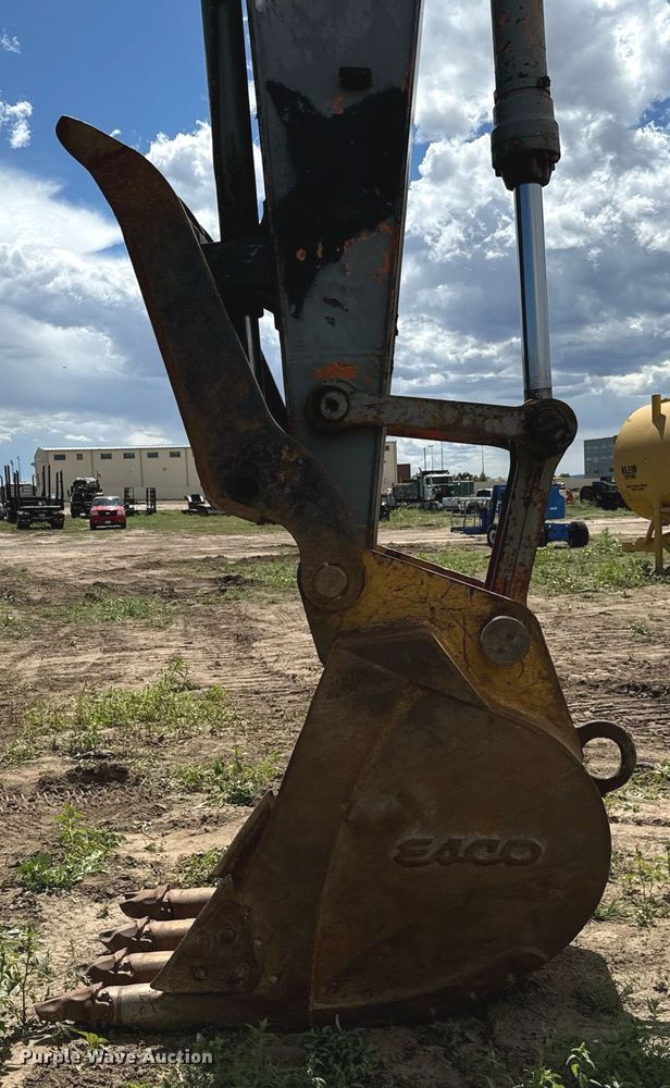 image for item LG9024 1997 Hitachi EX300LC-30 excavator