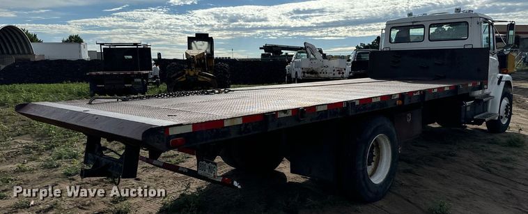 image for item LG9029 2001 Freightliner  FL70 dump flatbed truck