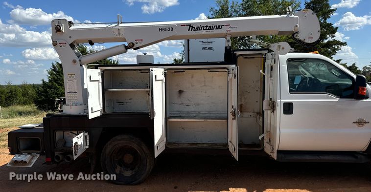 image for item MV9052 2015 Ford F550 Super Duty XL utility / service truck