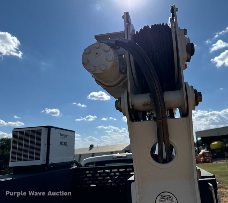 image for item MV9052 2015 Ford F550 Super Duty XL utility / service truck